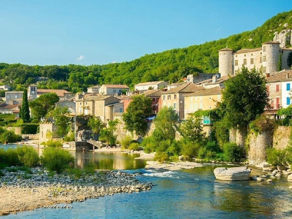 Chalet "Le Petit Olivier" Gites Appart 'Hotel L'Echappee Belle D'Aubenas Logement 2 Sur 3 エクステリア 写真